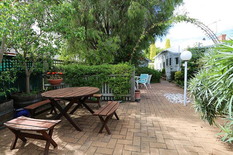 Jacaranda Guest House Busselton Dış mekan fotoğraf